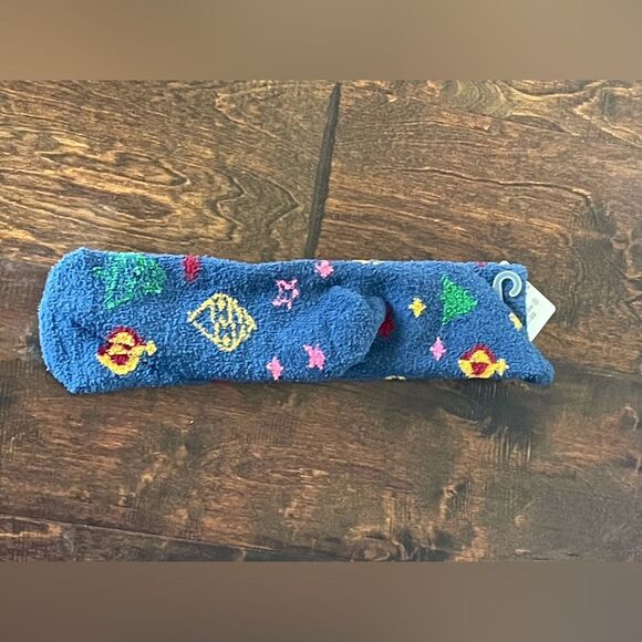 North Pole ornaments Christmas socks - Picture 2 of 4